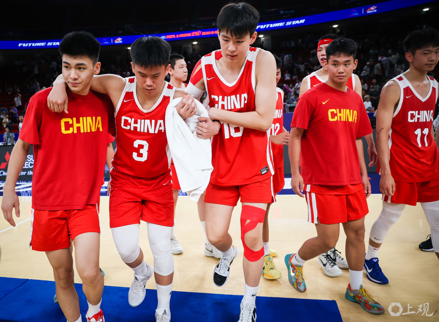 中国队逆转英格兰队,马龙统治全场 中国队逆转英格兰队,马龙统治全场