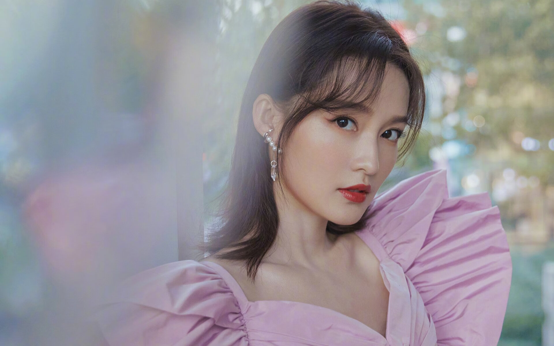 巨人之肩,库尔图瓦以沉默之躯主宰欧冠命运之夜