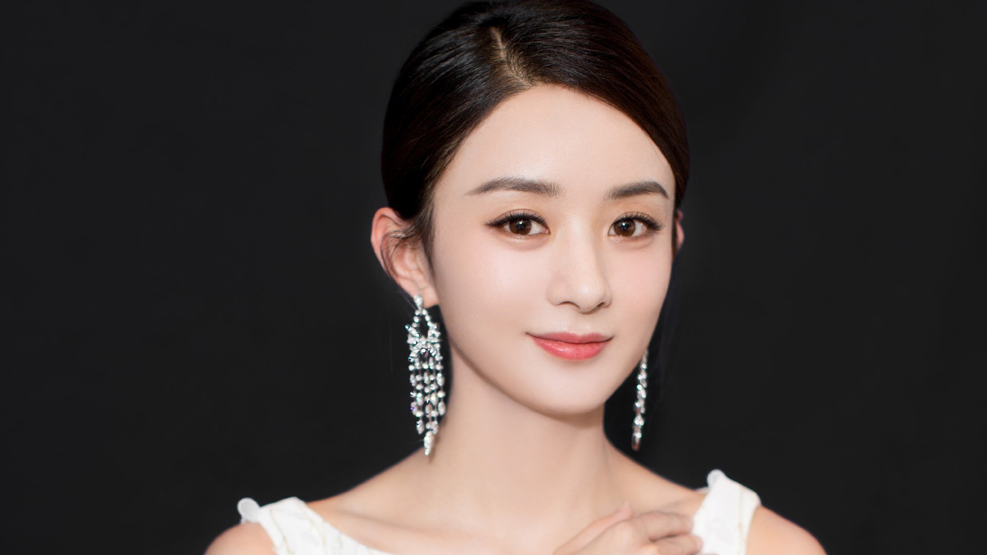 阿尔及利亚与埃及的绿茵对决，从格列兹曼的稳定输出看足球比赛的艺术