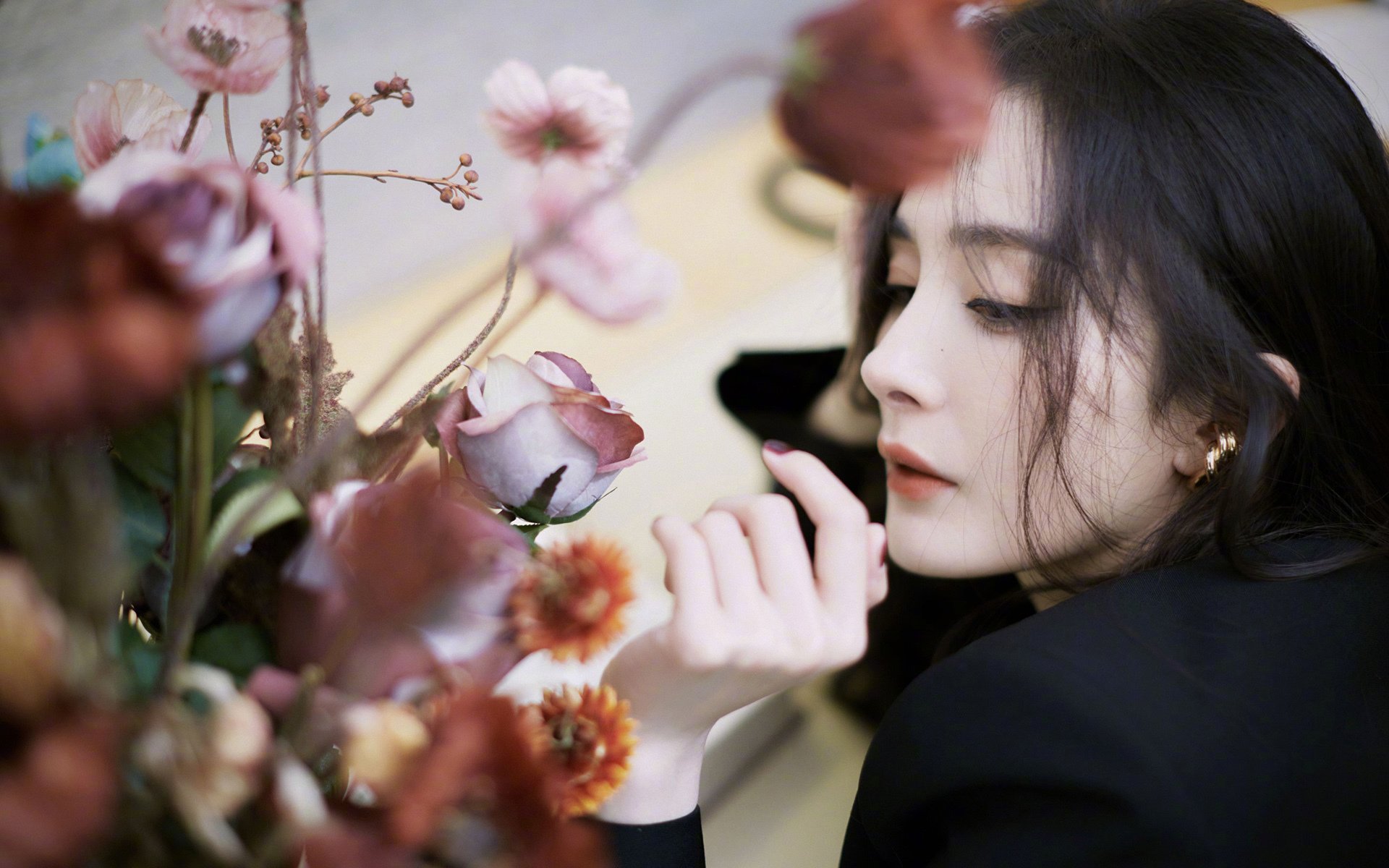 开云体育平台APP-深圳队生死战逆袭灰熊，哈利伯顿封神夜演绎无解掌控