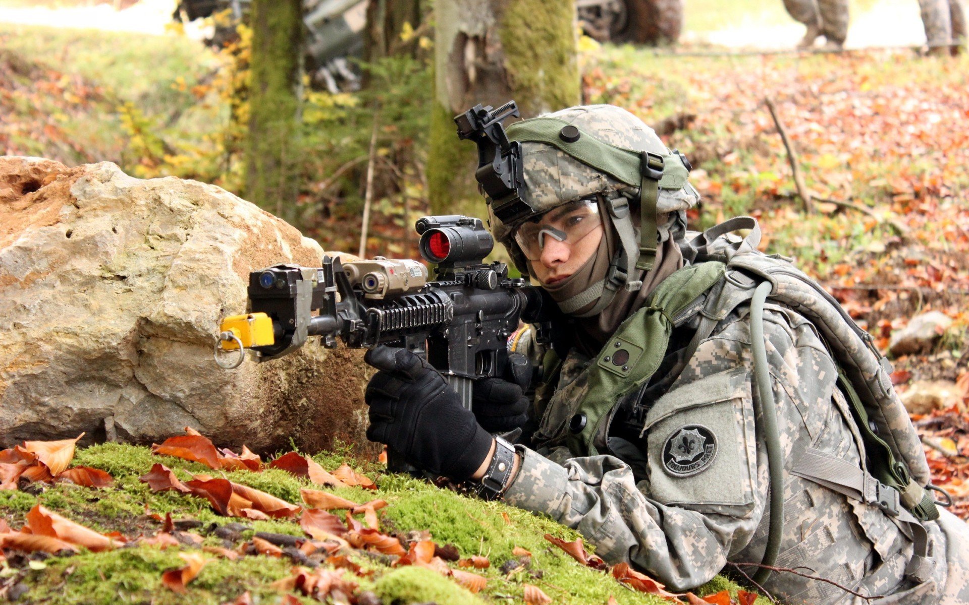 开云体育APP下载-湖人淘汰赛激战过关尼克斯，杰伦格林焦点战涅槃证明自我