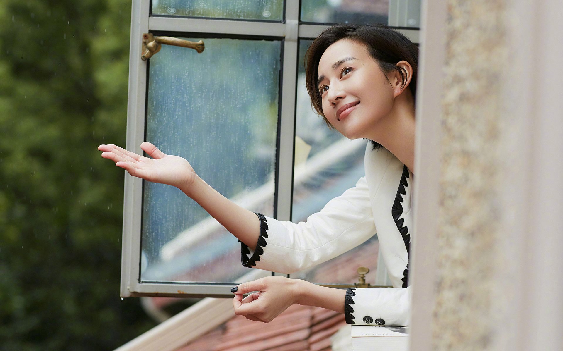 开云体育APP下载-意甲焦点战烽火连天，比利亚雷亚尔欧战横扫乌克兰震撼足坛