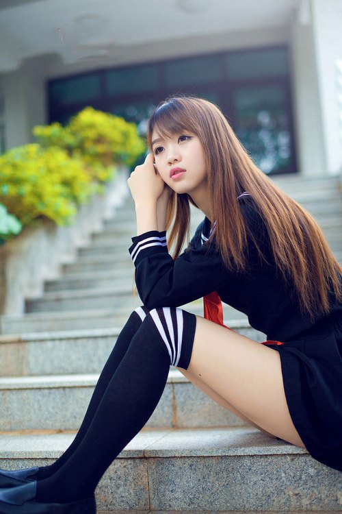 开云APP-战火中的蓝瑟，奥斯梅恩导演惊天逆转，克罗地亚压制之下尼日利亚绝地反击